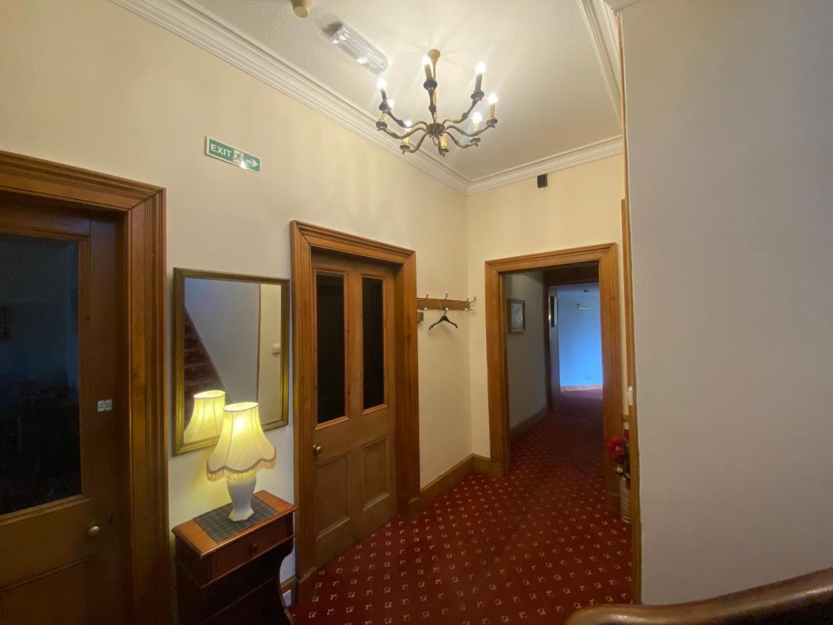 Отель Columba House Кингасси Экстерьер фото