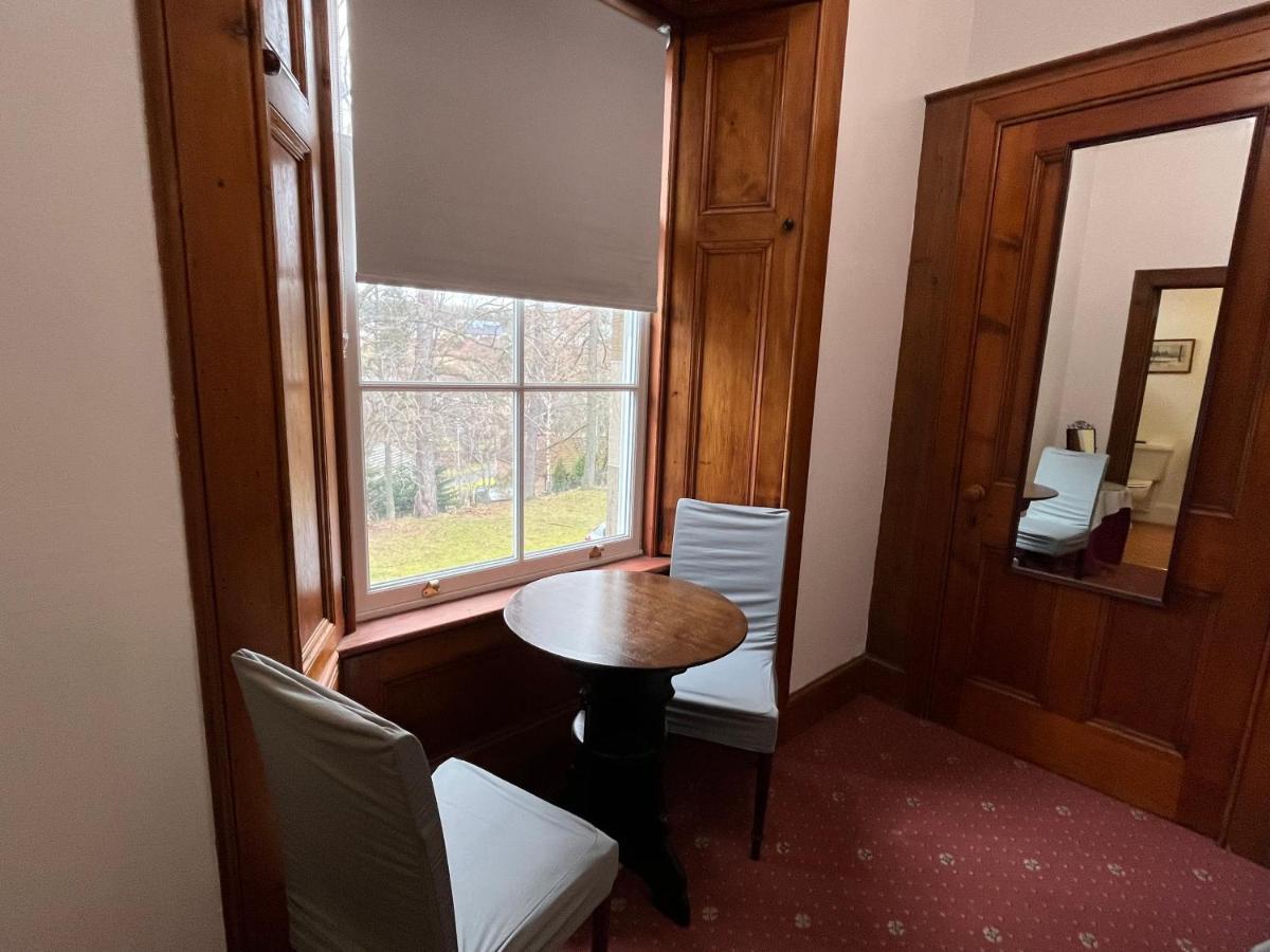 Отель Columba House Кингасси Экстерьер фото